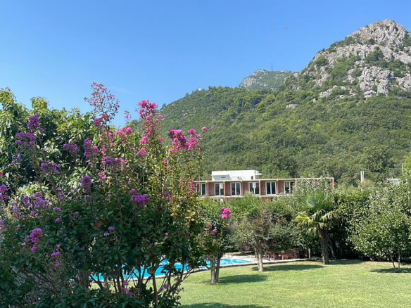Apartmenthaus in Sutomore zum Kauf – SHK16