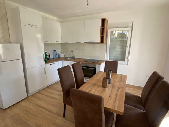Дом на продажу в Залево/Бар – BHK95