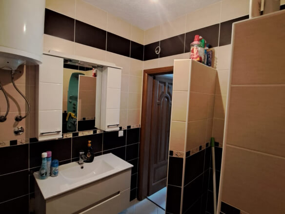Дом на продажу в Поле/Баре – BHK98