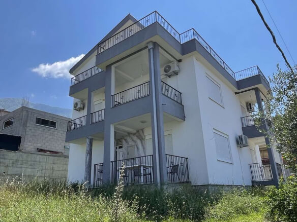 Дом на продажу в Залево/Бар – BHK95