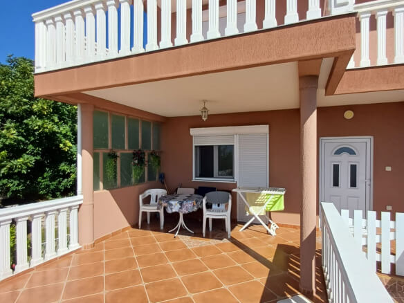 Kuća za prodaju u gotovini – BHK93