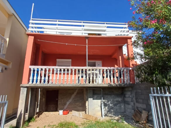 House for sale in Sutomore – SHK13