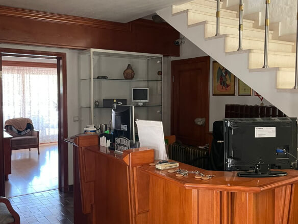 Apartmenthaus in Sutomore zum Kauf – SHK16