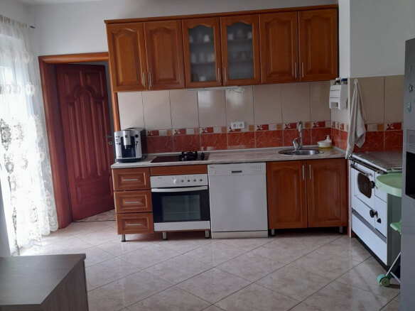 Дом на продажу в Поле/Баре – BHK98