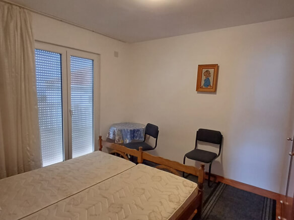 Kuća za prodaju u gotovini – BHK93
