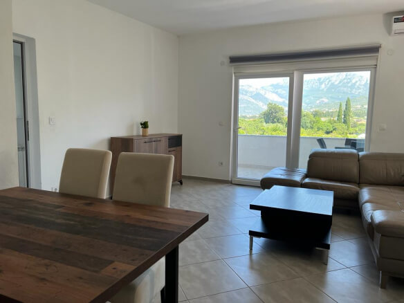 Дом в Поле/Баре на продажу – BHK103