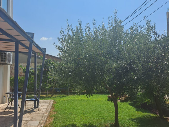 House for sale in Sutomore – SHK15