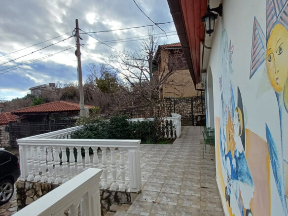 Kuća u gotovini na prodaju – BHK107