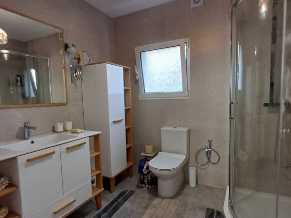 Kuća u gotovini na prodaju – BHK107