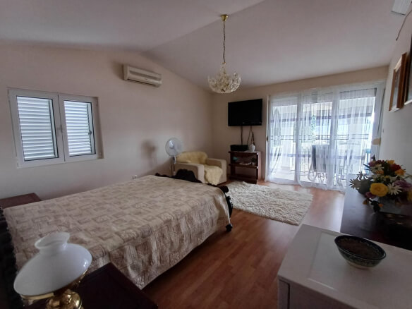 Kuća u gotovini na prodaju – BHK107