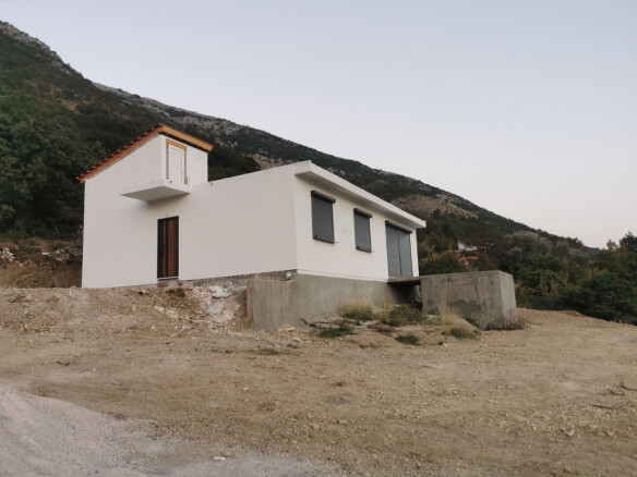 Prodaje se kuća u Sutomoru – SHK18