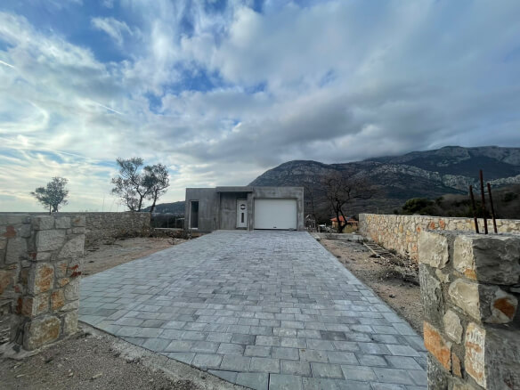 Haus in Zupci zum Kauf – ZHK2