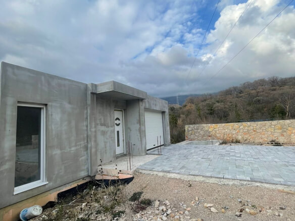 Haus in Zupci zum Kauf – ZHK2