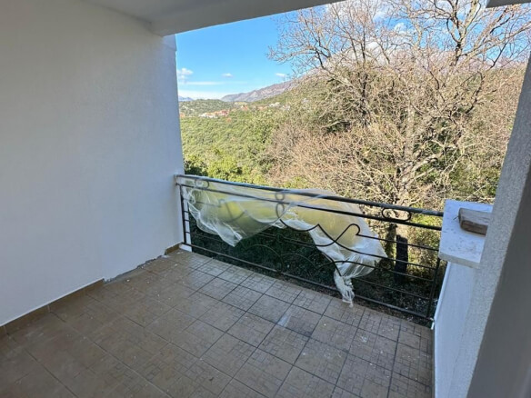 Haus in Utjeha zum Kauf – UHK21