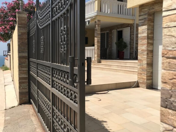 Luxusvilla mit Pool in Dubrava zum Kauf – DuHK38