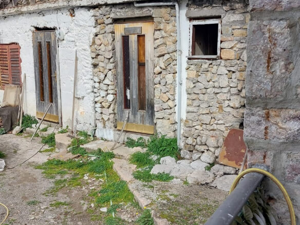 Renovated natural stone houses for sale in Dobra Voda – DVHK25