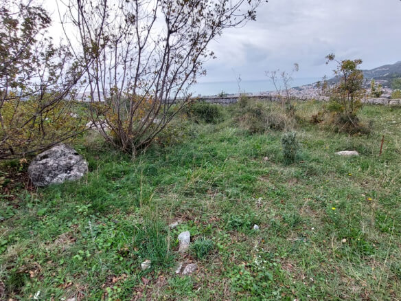 Prodaje se zemljište u Sustašu/Bar – B75
