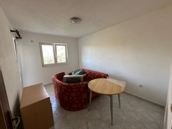 Haus in Utjeha zum Kauf – UHK21