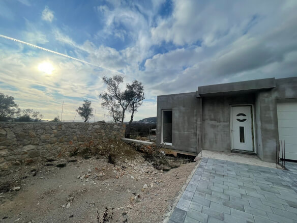 Haus in Zupci zum Kauf – ZHK2