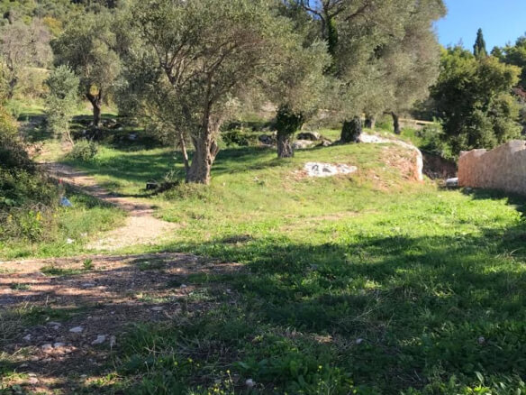 Plac prvi red do mora u Baru – B76