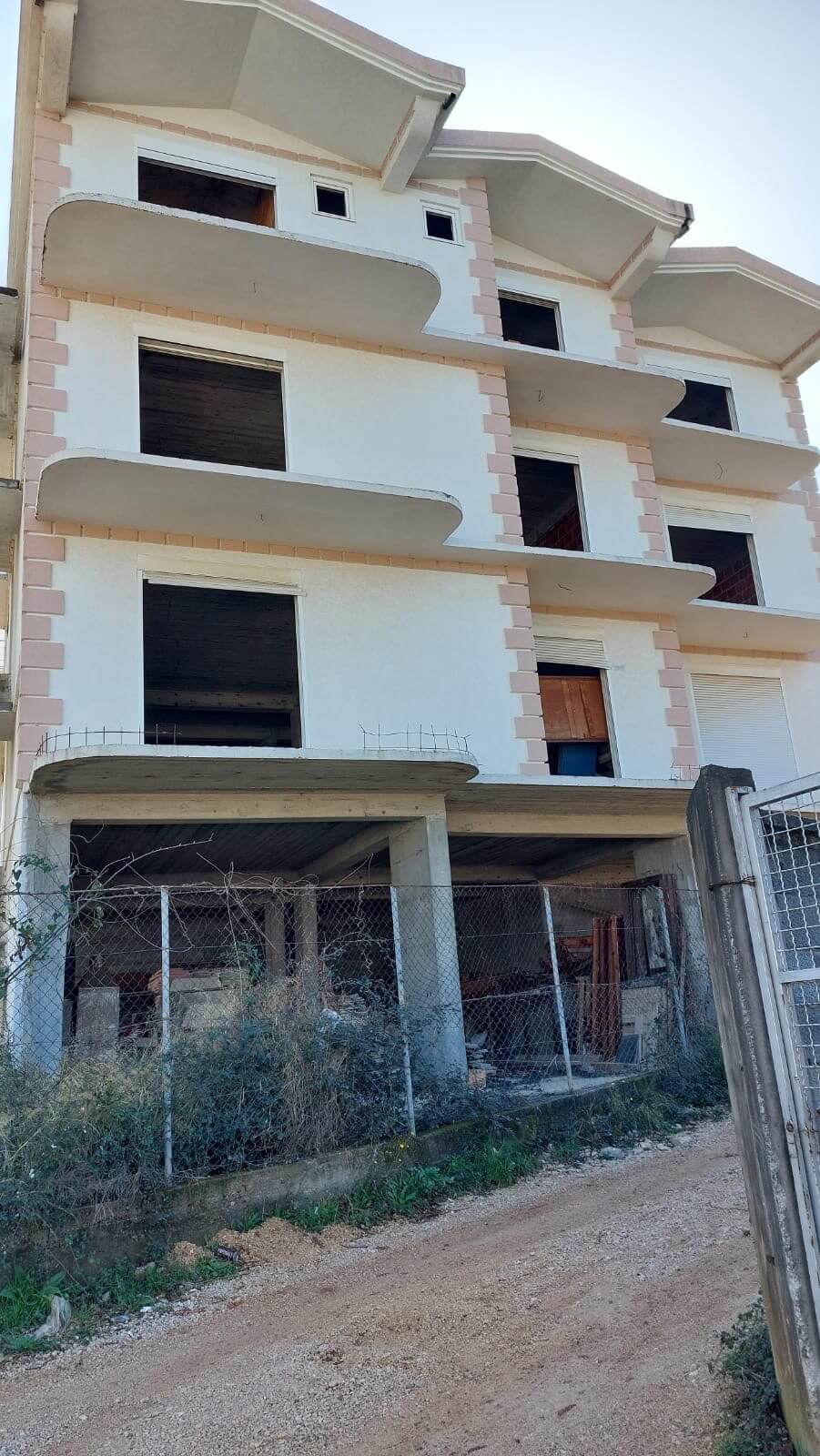 f7ee37ba-7543-4c4a-bb70-443ff7e98c0b