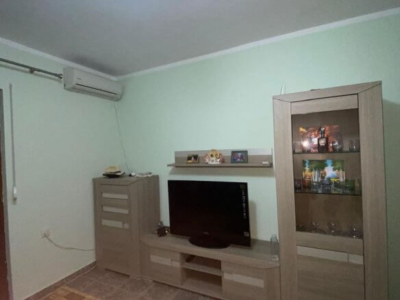Prodaje se apartmanska kuća u Ulcinju – UlHK18