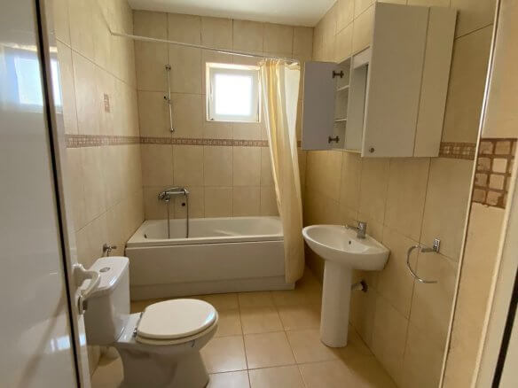 Prodaje se apartmanska kuća u Đeranama/Ulcinj – UlHK17