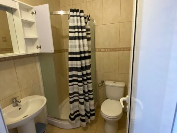 Prodaje se apartmanska kuća u Đeranama/Ulcinj – UlHK17