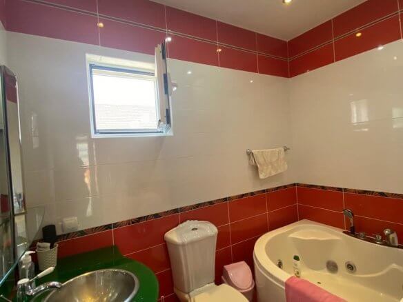 Prodaje se apartmanska kuća u Ulcinju – UlHK18