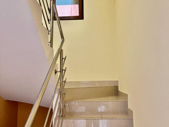Villa in Utjeha zum Kauf – UHK23