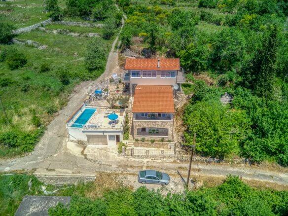 Villa mit Pool in Buljarica zum Kauf – BuHK01
