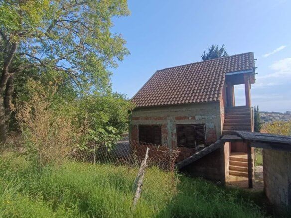 Ракушка для продажи в Utjeha – UHK22