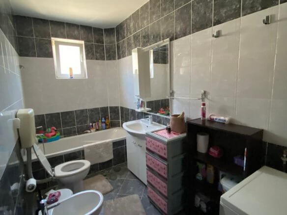 Apartmenthaus in Šušanj zum Kauf – BHK120