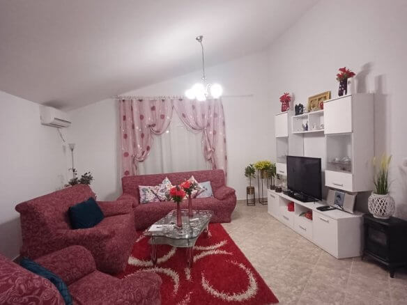 Дом в Поле/Бар на продажу – BHK122
