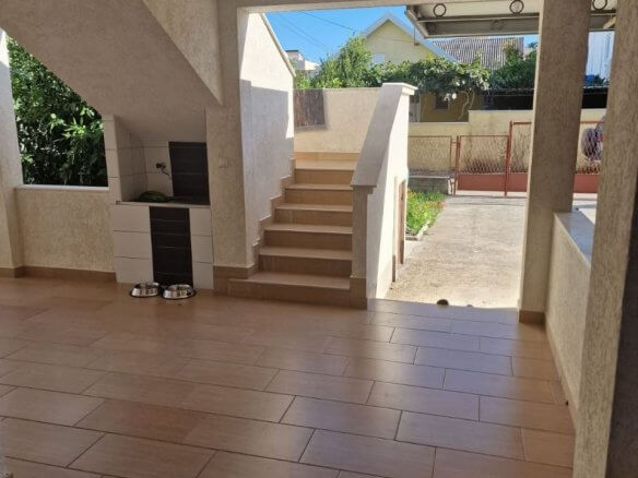 Kuća u Donjem Stoju/ Ulcinj na prodaju – UlHK20