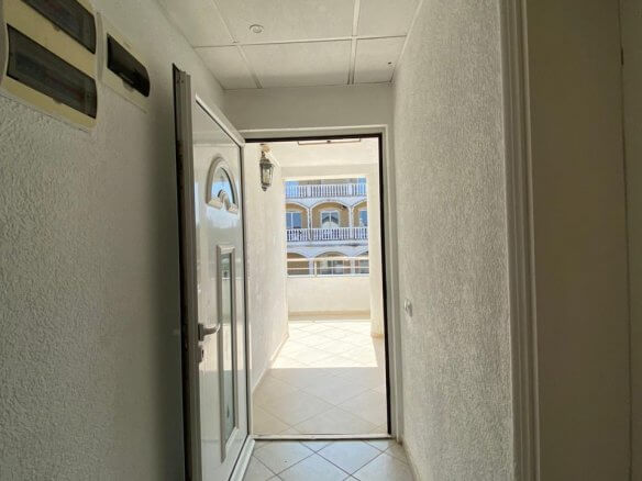 Prodaje se apartmanska kuća u Donjem Stoju/Ulcinj – UlHK21