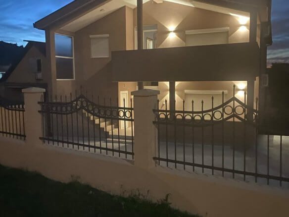 Дом в Поле/Бар на продажу – BHK122