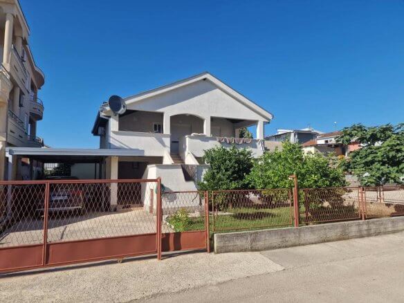 Kuća u Donjem Stoju/ Ulcinj na prodaju – UlHK20