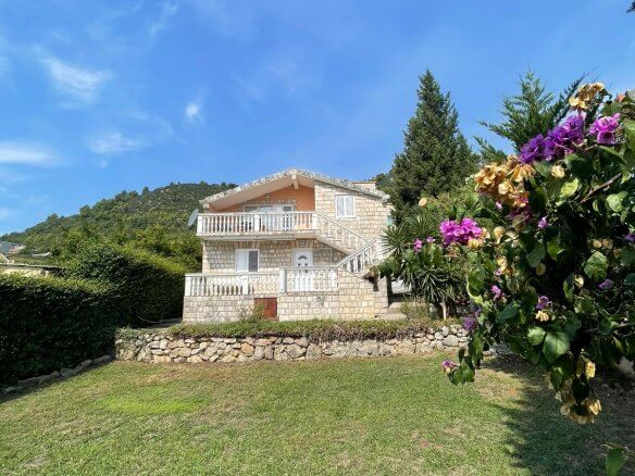 Apartmenthaus in Sutomore zum Kauf – SHK25