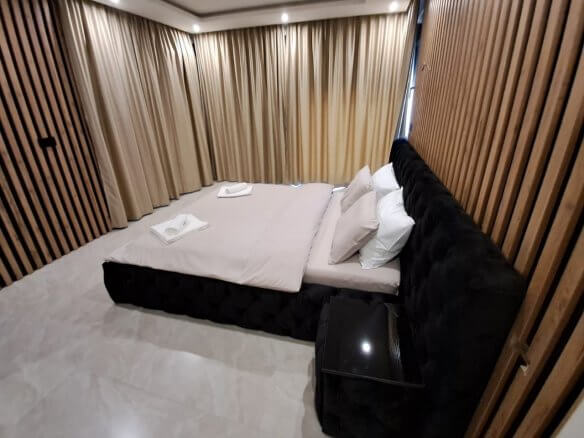 Prodaje se vila u Velembusima/Bar-123 BHK