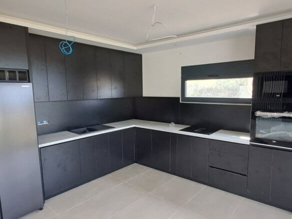 Prodaje se vila u Velembusima/Bar-123 BHK