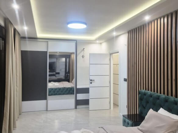Prodaje se vila u Velembusima/Bar-123 BHK
