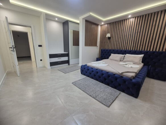 Prodaje se vila u Velembusima/Bar-123 BHK