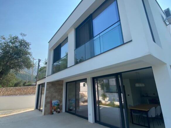 Neugebautes Haus in Bartula/Bar zum Kauf -BHK126