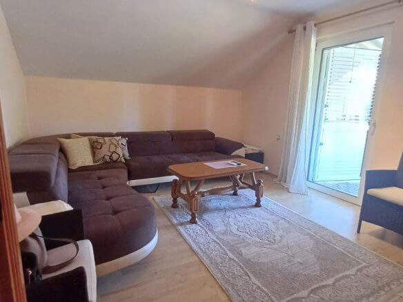 House with 2 apartments in Bar for rent – MB75
