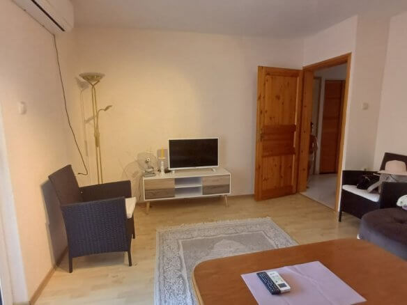 House with 2 apartments in Bar for rent – MB75