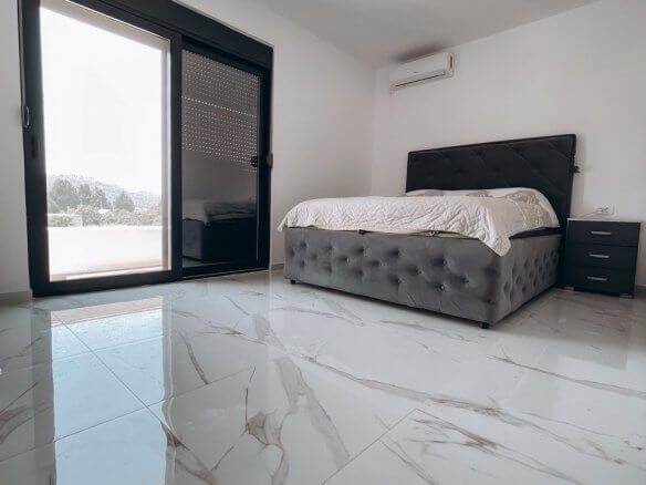 Prodaje se novosagrađena kuća u Polju/Bar – BHK127