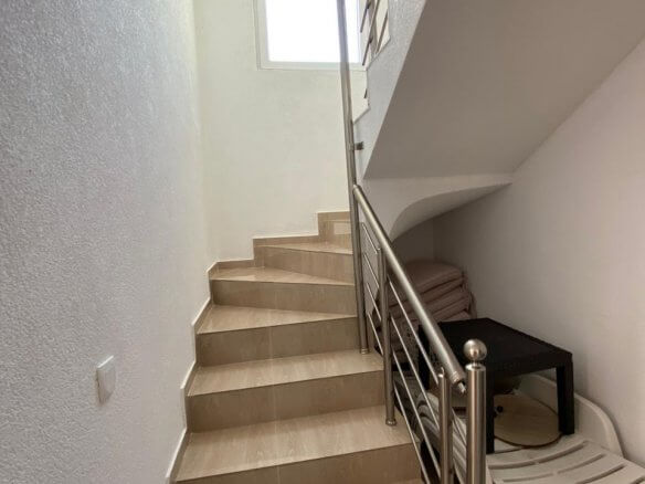 Haus 2 aus modernem Häuserkomplex in Dubrava zum Kauf – DuHK45
