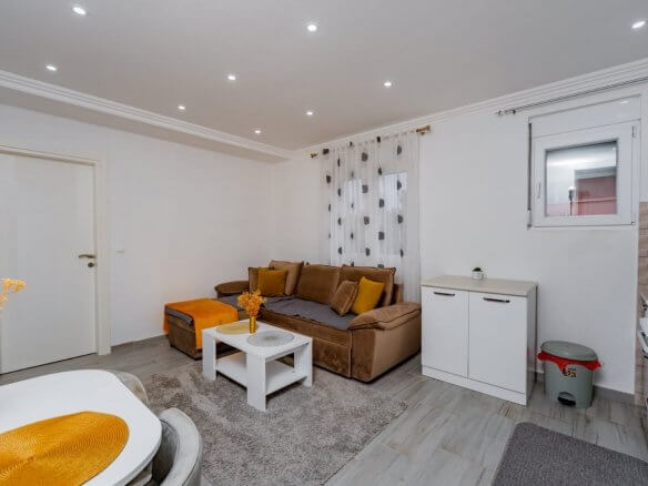 Apartment in the center of Bar for rent – MB100