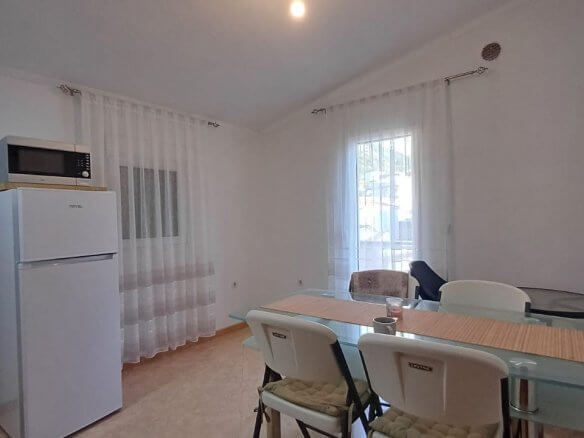 Apartment in Dobra Voda for rent – MDV15